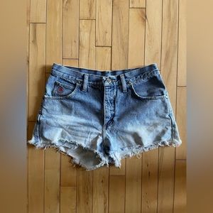 Women’s jeans shorts size 7-8